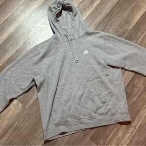 Nike Men's Heather Gray Pullover Hoodie